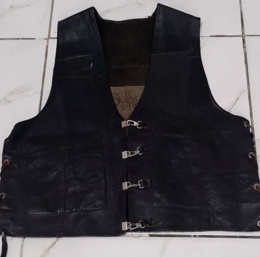 Colete de couro (P/Coletados ou Motociclistas)