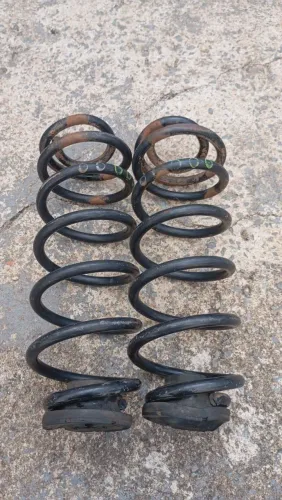 Vendo molas traseira do golf