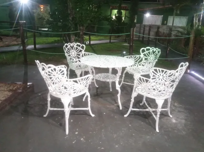 Conjunto de cadeira de alumínio fundido