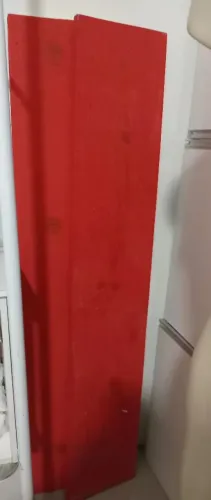 Seis Tábuas /prateleiras.