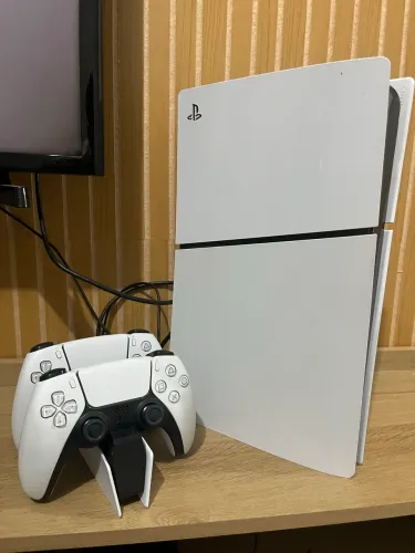 PLAYSTATION 5 Slim 2 Controles e base carregadora
