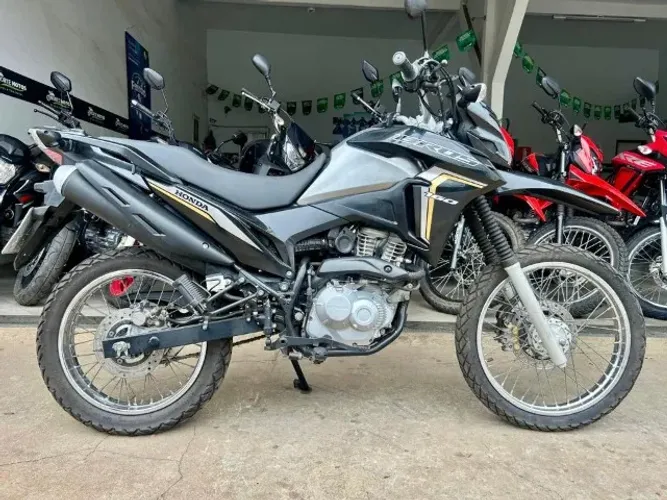Bros 160 Preta