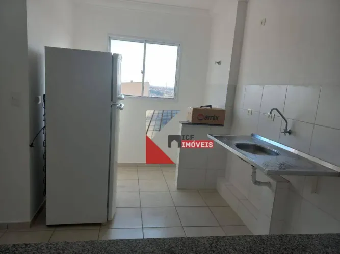 Apartamento com 2 dormitórios à venda, 49 m² por R$ 240.000,00 - Planalto do Sol II - Sant