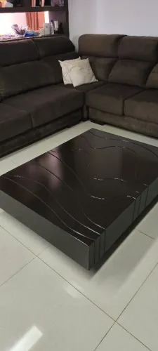 Mesa de centro e mesinha lateral