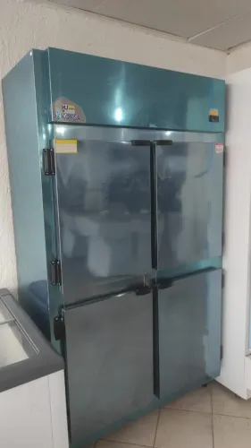 Bh Geladeira comercial Inox KOFISA 4P HJ EQUIPAMENTOS