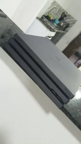 PS4 PRO LACRADO