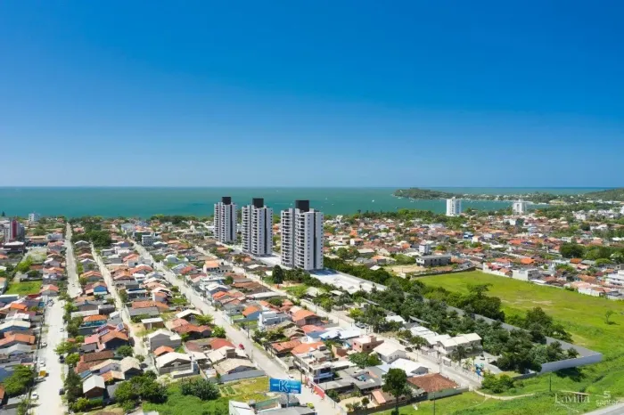 Apartamento em condomínio clube, próximo do Beto Carreiro em Penha Pronto para Morar!