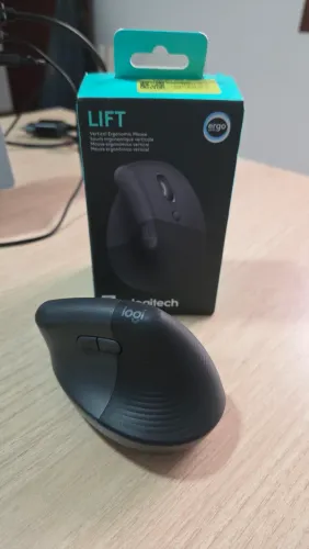 Mouse Logitech Lift Vertical Ergonômico