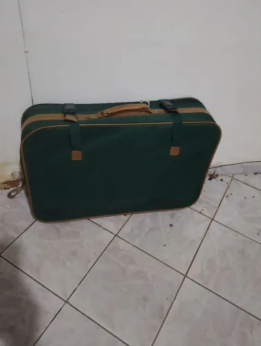 Mala de viagem / estojo maquiagem