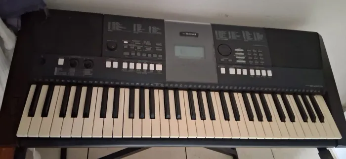 Teclado yamara
