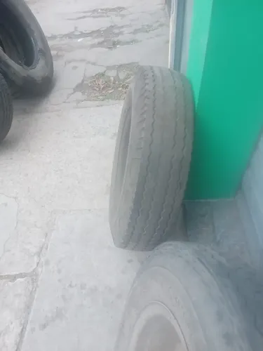 Pneu com roda 608
