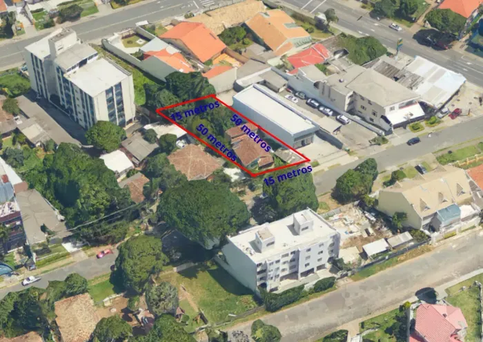 Imóvel para venda com 750 metros quadrados em Mercês - Curitiba - PR