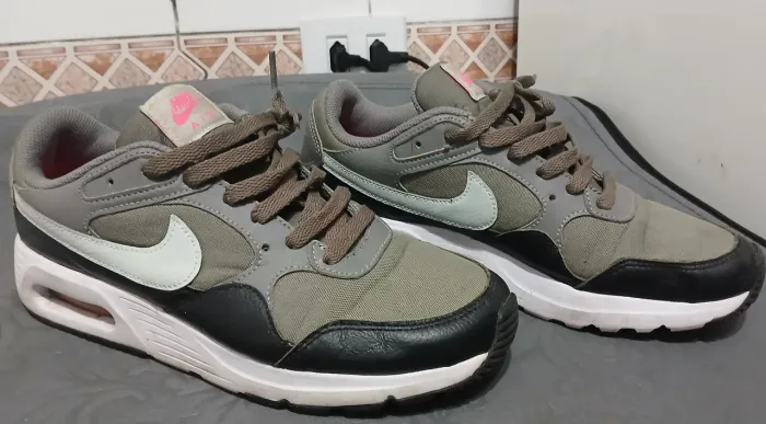 Tênis Nike Air Max Feminino Cinza e Rosa Tamanho 38