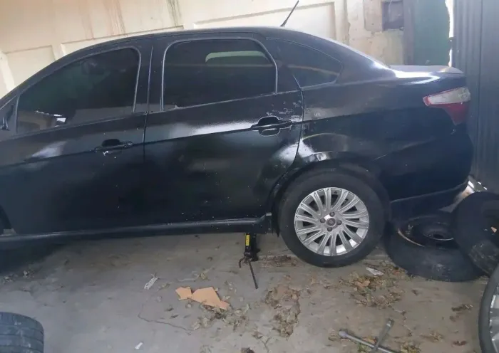 Fiat Grand Siena Attrac. 1.4 EVO F.flex 8V 2013