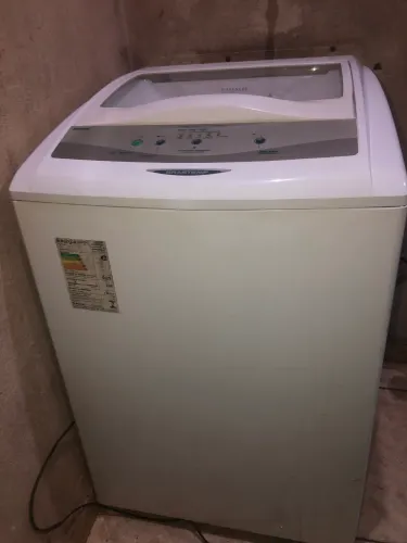 Máquina Brastemp turbo eficiência, 8kg , só não está jogando a água para fora