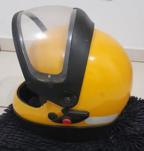 Capacete