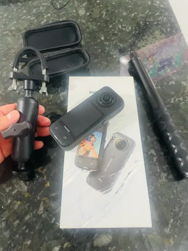 Insta360 x3