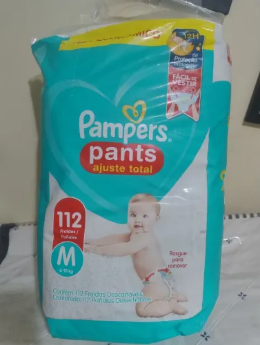 Fralda Pampers Pants ajuste total próx. ao venc.