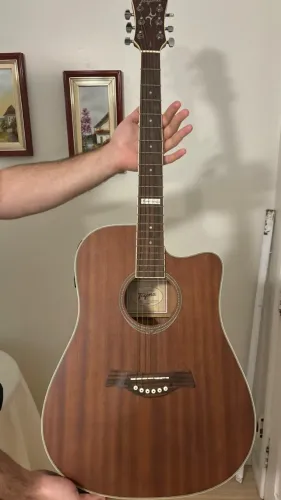 Violão Tagima Kansas Mahogany Folk - Com capa e cordas de aço.