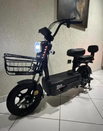 Moto elétrica Bolin. 