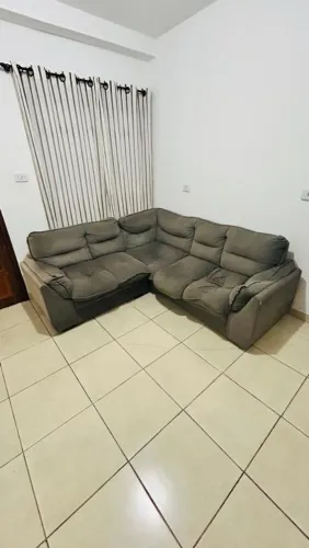Sofá em L
