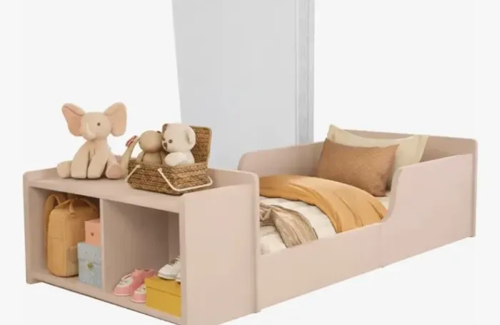 Cama montessoriana rosê com colchão. 410,00 contato *92 