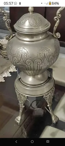 Antigo Samovar espessurado a prata 