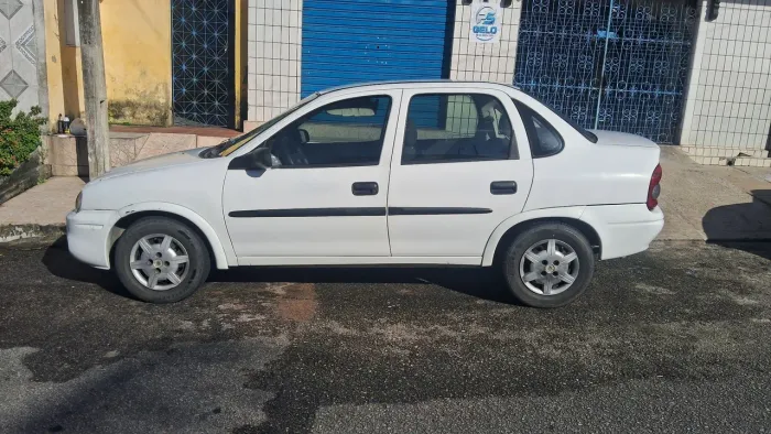 Chevrolet Corsa SED Class.spirit 1.0/1.0 Flexpower (álcool) 2005