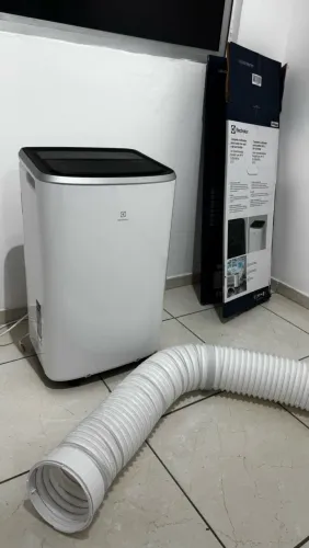 Ar Condicionado Portátil Electrolux 12.000 Btus (sp12f)