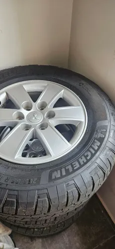 Jogo com 5 rodas Mitsubishi Pajero aro 17"