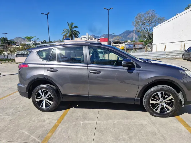 Toyota RAV4 2.0 Top 4X2 16V Aut. 2019