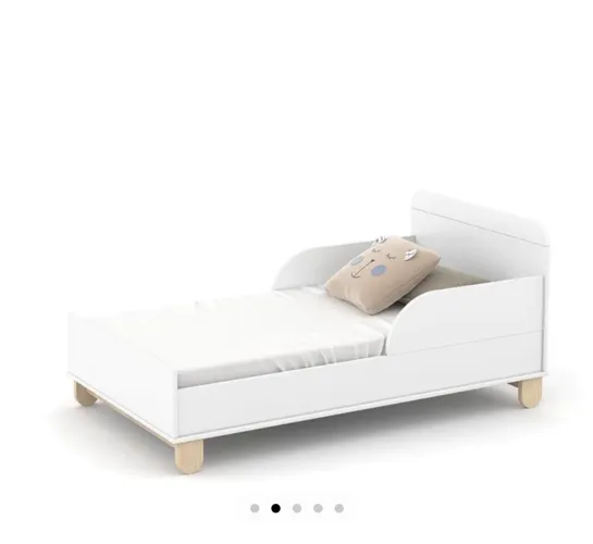 Berço que vira cama