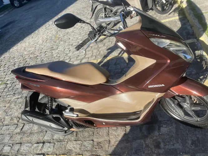PCX DLX Marron 2018