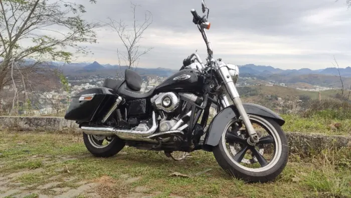 harley Dyna switchback 2012