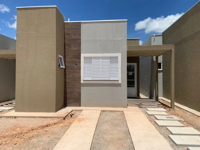 Vende-se casas em Condominio fechado no bairro Pedra 90 em Cuiabá MT.