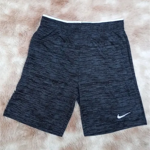 Bermuda nike