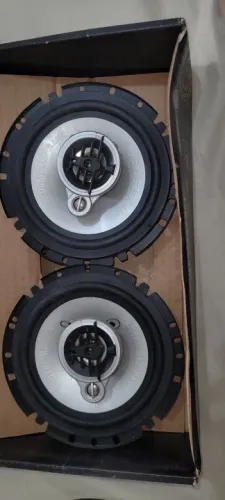 Auto falantes 6 pelegadas 70w cada