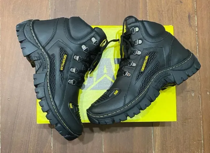 Bota Cater Adventure Preta