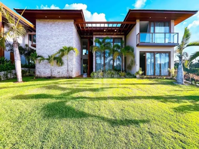 PRAIA DO FORTE - LITORAL NORTE DA BAHIA. Casa de luxo a venda no condomínio Praia Bella a