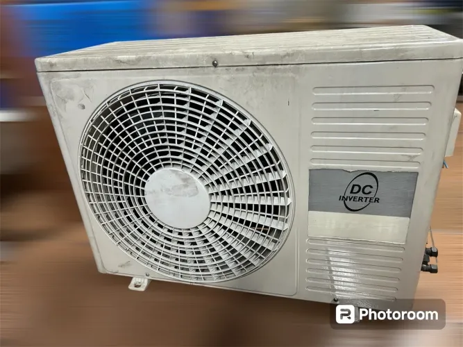 ***Desapego*** Condensadora Hitachi Inverter 12.000 btus