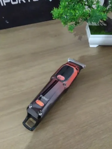 Máquina de Acabamento Kemei Profissional Red X