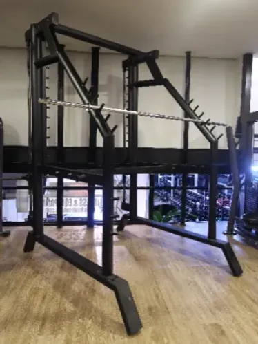 Smith Com Agachamento Livre - usado