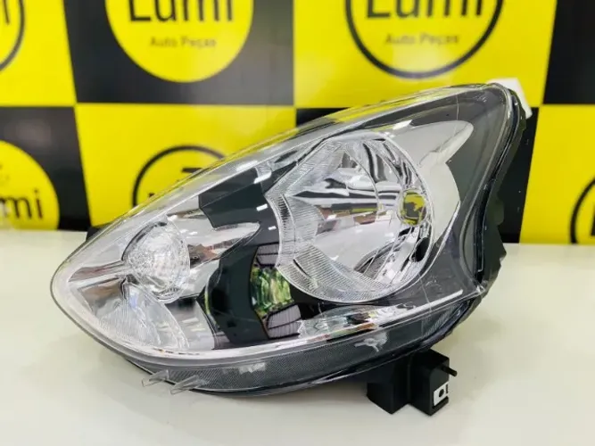 Farol Nissan March 2015 a 2020 - NOVO!!
