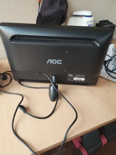 Monitor AOC 18,5"