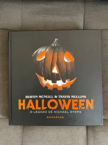 Livro halloween darkside