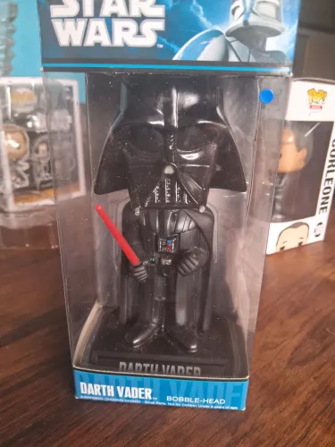 Lindo e perfeito boneco Darth Vader Bobble - Head