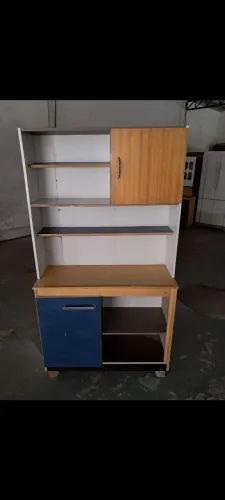 Lindo armário de cozinha pra vender logo