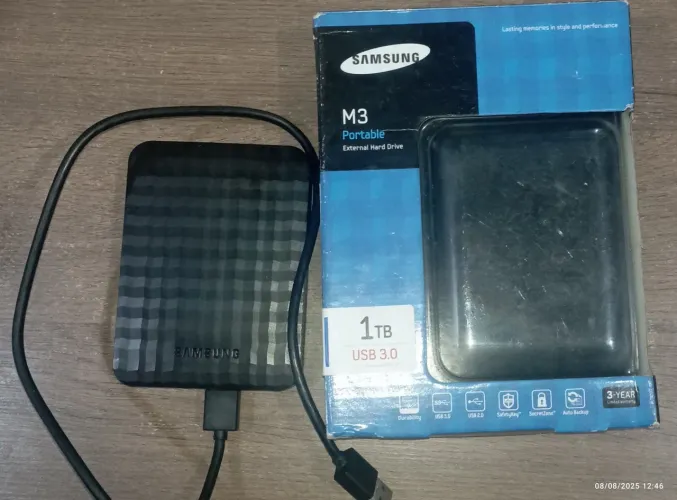HD Externo Samsung® 1TB M3 Portable - HX-M101TCBG<br>Produto original.