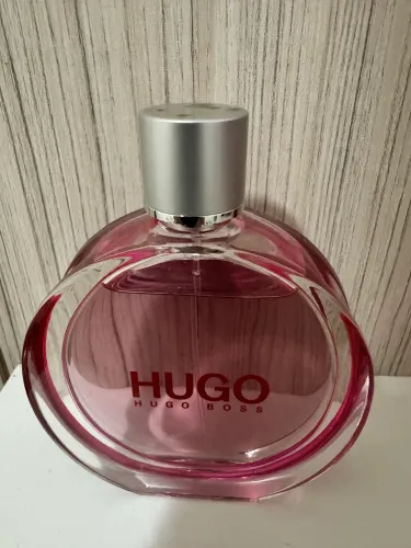 Perfume Hugo Boss Woman Extreme EDT 100ml. Sem a caixa
