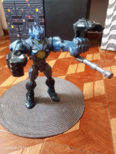 Boneco Colecionável Makino Robot Azul Esfera Verde Villano Mattel Max Steel - usado 35cm